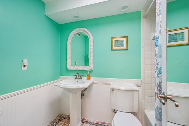 3701 EAST BAY DRIVE 5, Holmes Beach, FL 34217