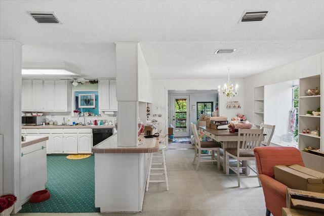 350 Vz County Road 3509, Edgewood, TX 75117