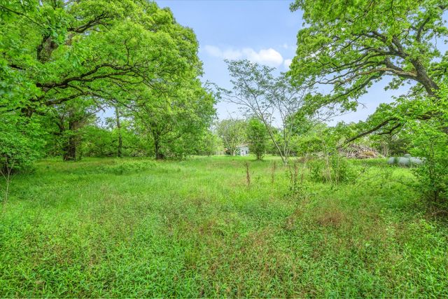 350 Vz County Road 3509, Edgewood, TX 75117