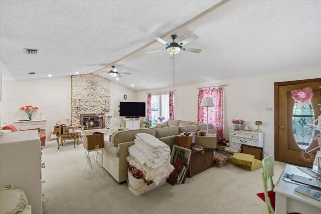350 Vz County Road 3509, Edgewood, TX 75117