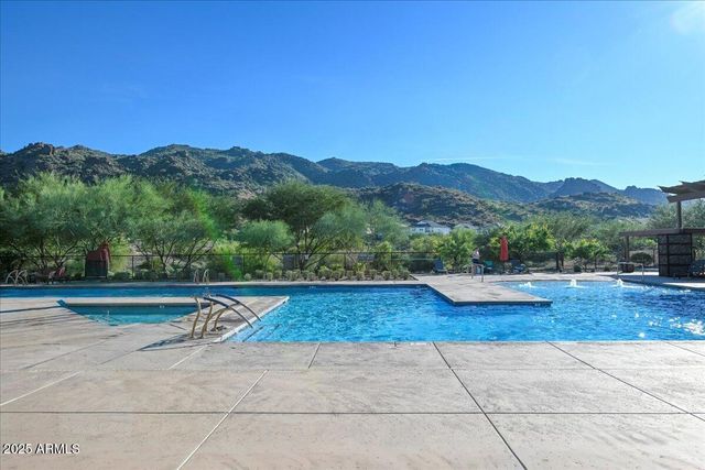 9407 S 13TH Way, Phoenix, AZ 85042