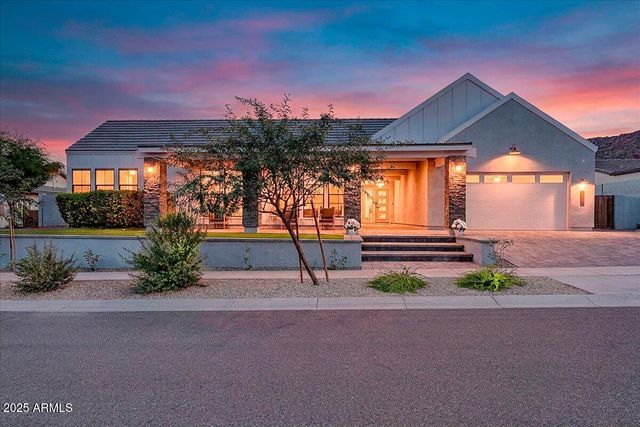 9407 S 13TH Way, Phoenix, AZ 85042