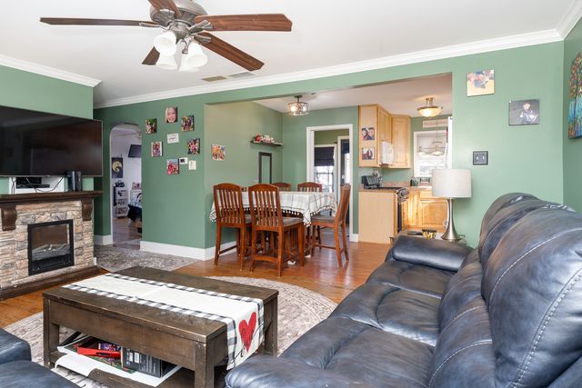 17801 67th Avenue, Tinley Park, IL 60477