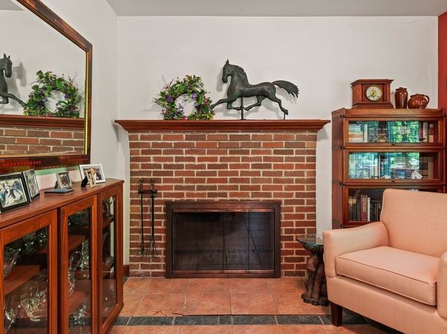 189 Maple Ave, Rutland, MA 01543