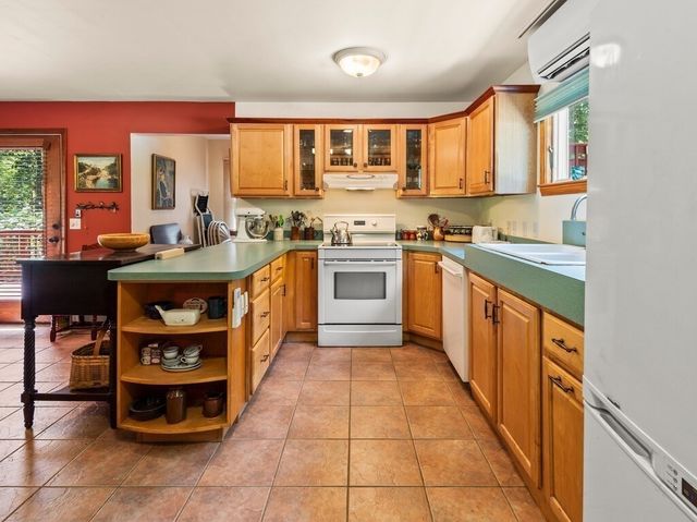 189 Maple Ave, Rutland, MA 01543