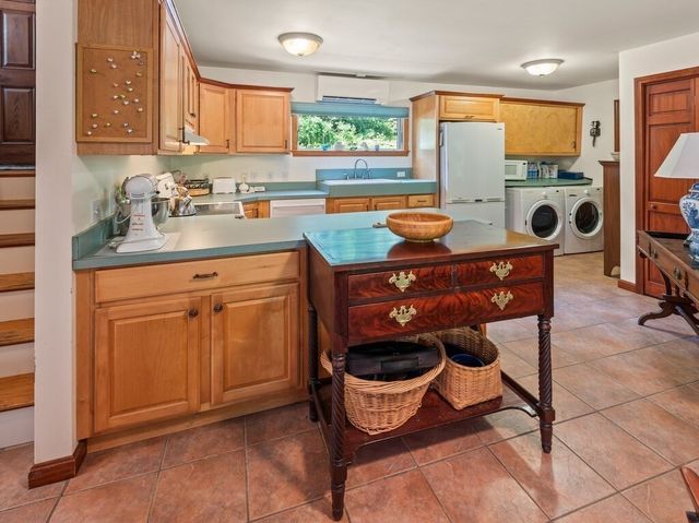 189 Maple Ave, Rutland, MA 01543