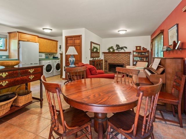 189 Maple Ave, Rutland, MA 01543
