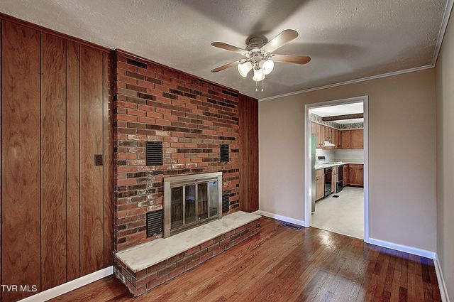 433 Division Street, Elizabethton, TN 37643