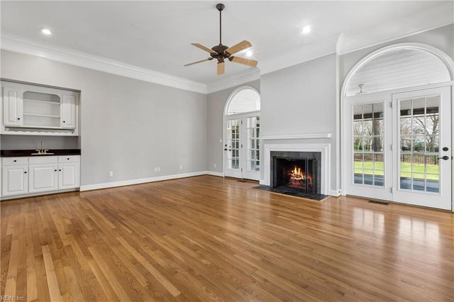 201 Chinquapin Orch, Yorktown, VA 23693