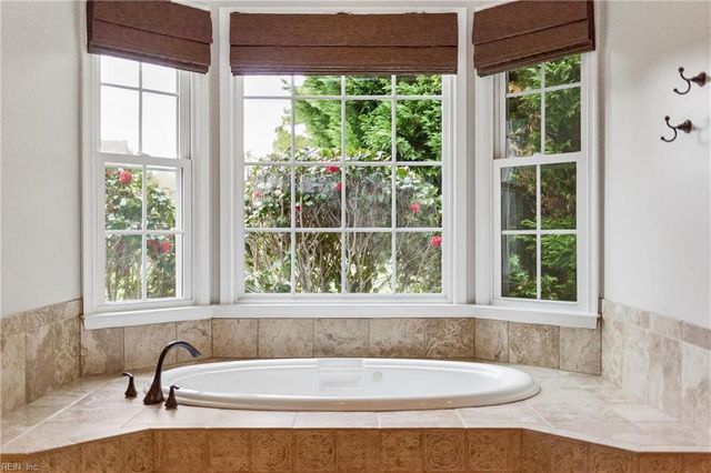 201 Chinquapin Orch, Yorktown, VA 23693