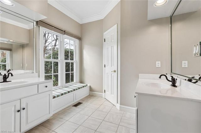 201 Chinquapin Orch, Yorktown, VA 23693