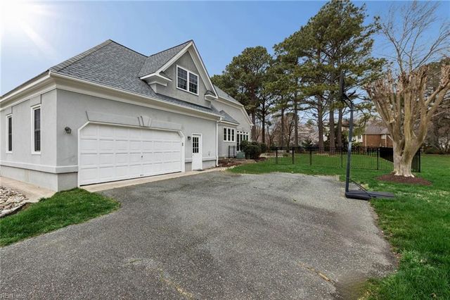 201 Chinquapin Orch, Yorktown, VA 23693