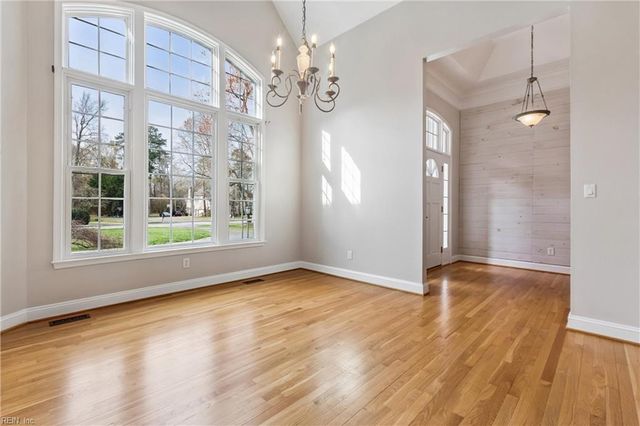 201 Chinquapin Orch, Yorktown, VA 23693