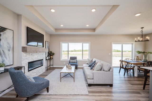 8660 Edmonson Way NE, Monticello, MN 55362