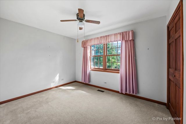 6N110 Medinah Road, Medinah, IL 60157