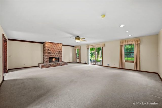 6N110 Medinah Road, Medinah, IL 60157
