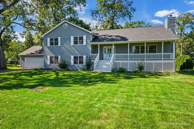 6N110 Medinah Road, Medinah, IL 60157