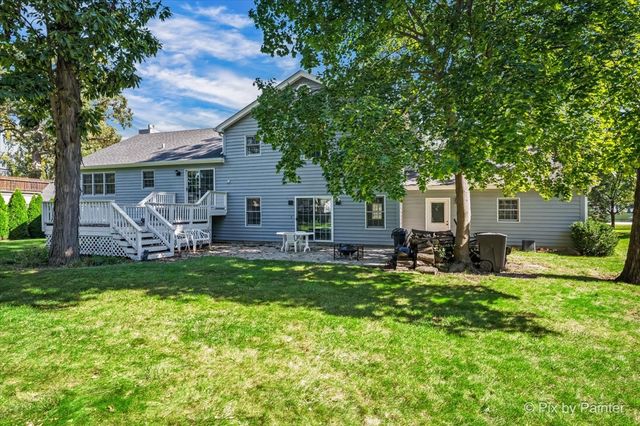 6N110 Medinah Road, Medinah, IL 60157
