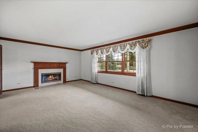 6N110 Medinah Road, Medinah, IL 60157