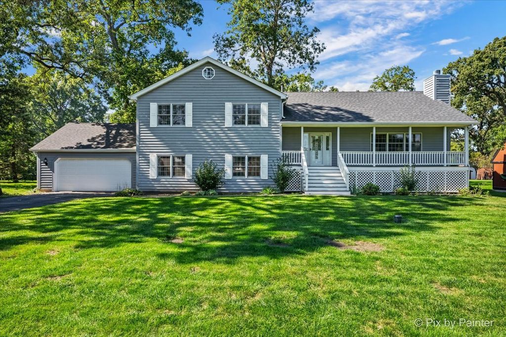 6N110 Medinah Road, Medinah, IL 60157
