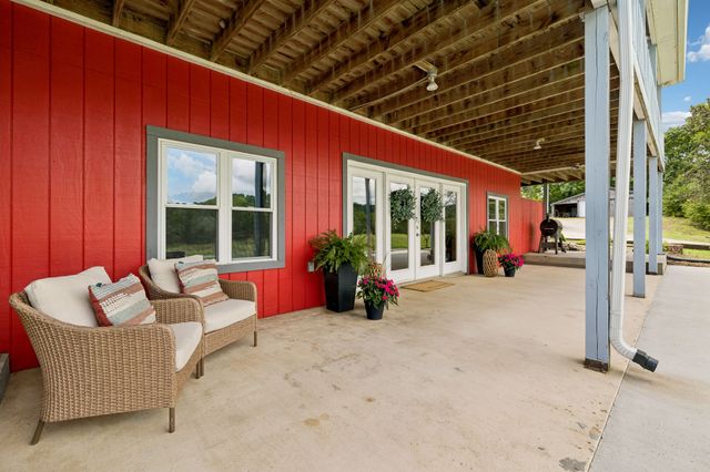 177 Spurlock Ln & 157 Spurlock Ln, Hickman, TN 38567