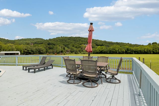 177 Spurlock Ln & 157 Spurlock Ln, Hickman, TN 38567