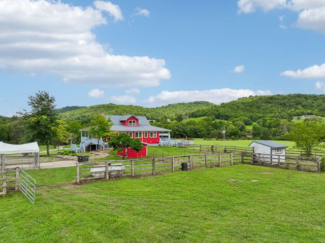 177 Spurlock Ln & 157 Spurlock Ln, Hickman, TN 38567