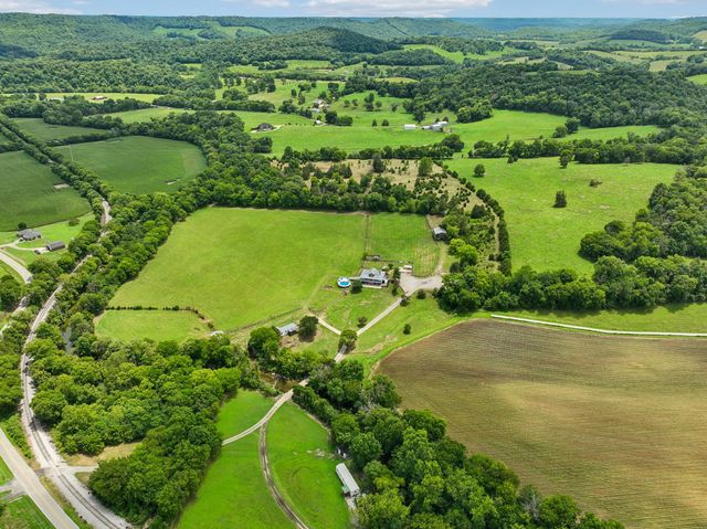 177 Spurlock Ln & 157 Spurlock Ln, Hickman, TN 38567