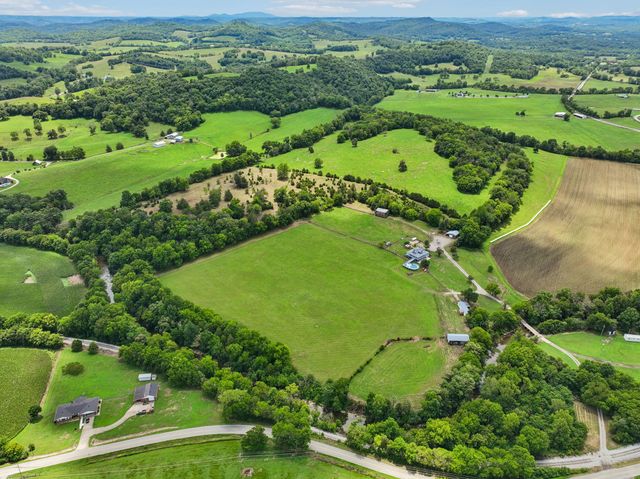 177 Spurlock Ln & 157 Spurlock Ln, Hickman, TN 38567