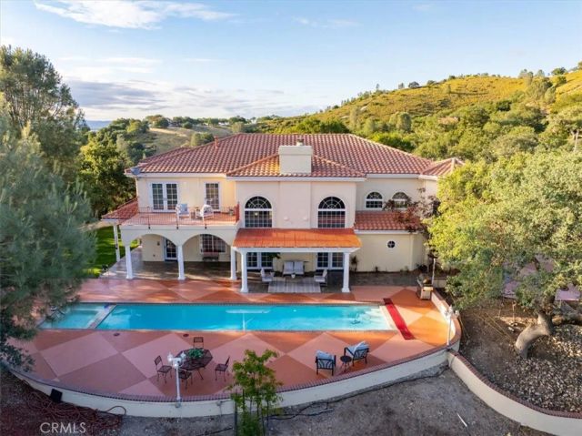 5255 Escarpa Ave, Atascadero, CA 93422