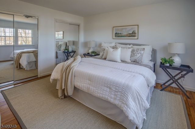 26 Cloverhill Dr, Califon Boro, NJ 07830