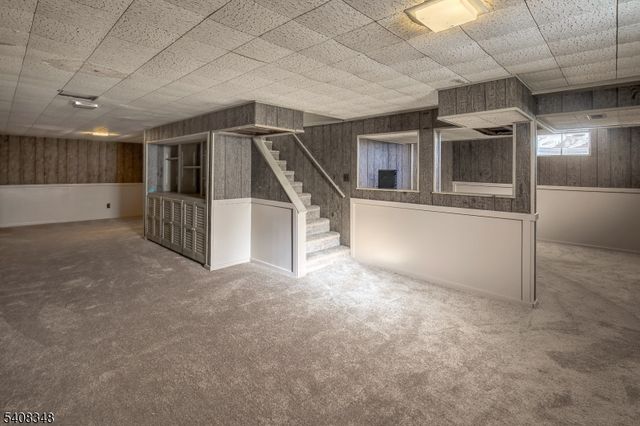 26 Cloverhill Dr, Califon Boro, NJ 07830