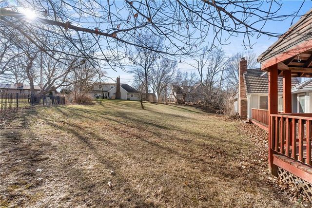 2309 W 127th Street, Leawood, KS 66209