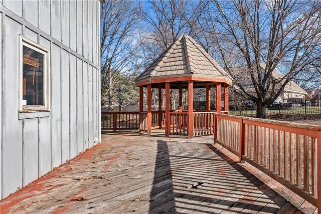 2309 W 127th Street, Leawood, KS 66209