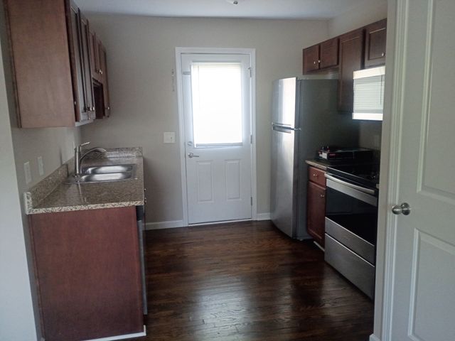 1285 2nd Ave S Apt 1, Nashville, TN 37210