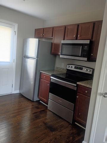 1285 2nd Ave S Apt 1, Nashville, TN 37210