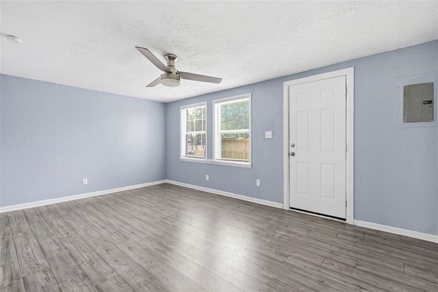 2604 SW Cornell Ave, Lawton, OK 73505