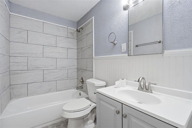 2604 SW Cornell Ave, Lawton, OK 73505