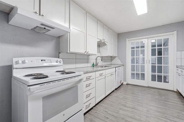 2604 SW Cornell Ave, Lawton, OK 73505