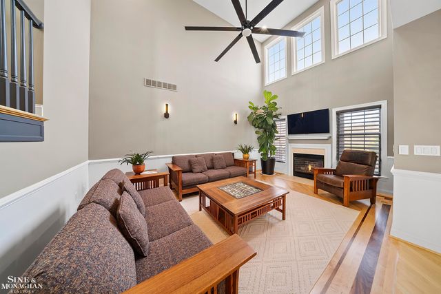 44522 Broadmoor Boulevard, Northville, MI 48168