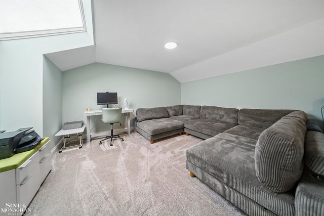 44522 Broadmoor Boulevard, Northville, MI 48168