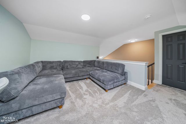 44522 Broadmoor Boulevard, Northville, MI 48168