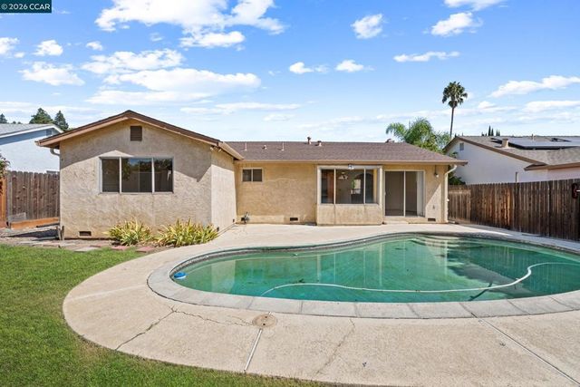 3605 Hemingway Drive, Antioch, CA 94509