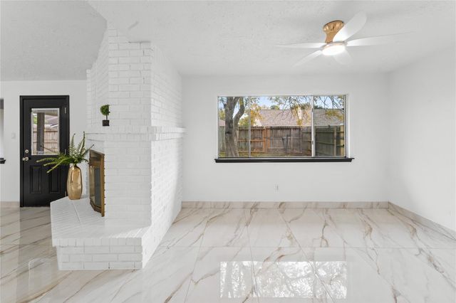 2610 Hollymist Drive, Houston, TX 77084