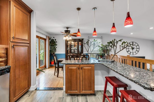 17 Heritage Drive, Howell, NJ 07731