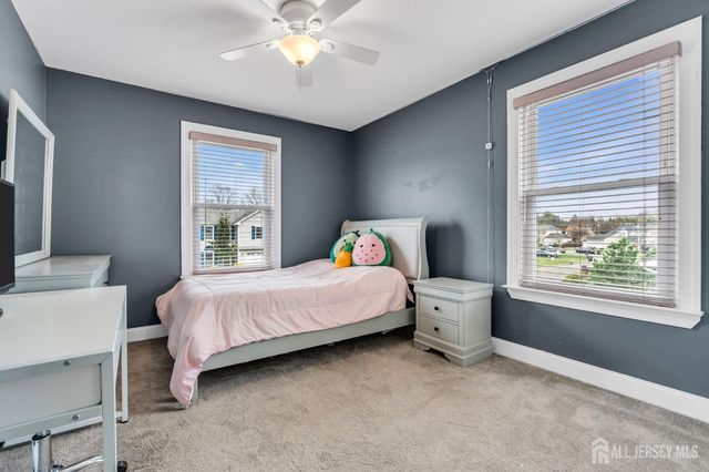 17 Heritage Drive, Howell, NJ 07731