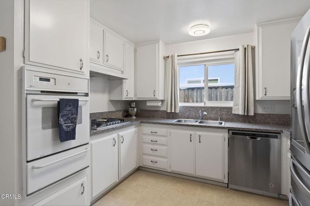 404 Mackay Avenue, Ventura, CA 93004