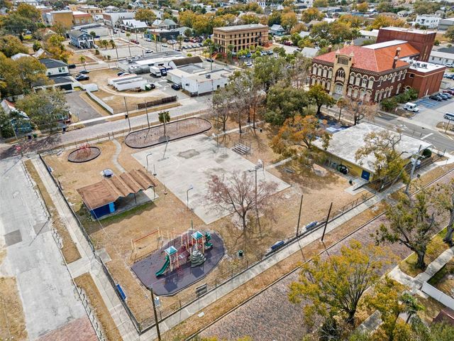 2113 W CHERRY STREET, Tampa, FL 33607