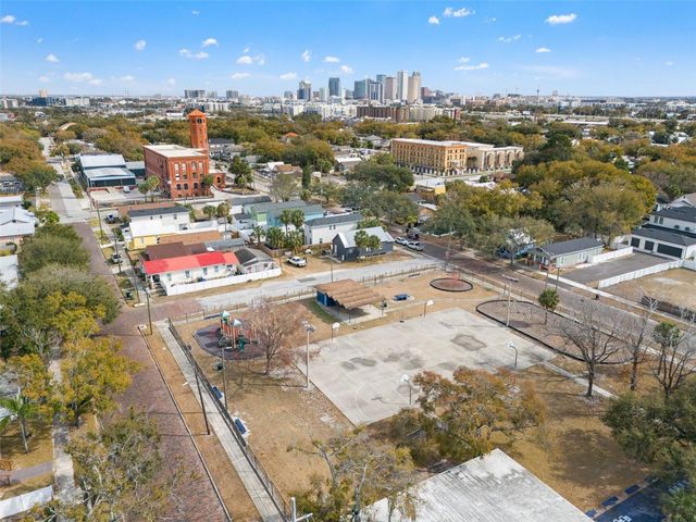 2113 W CHERRY STREET, Tampa, FL 33607