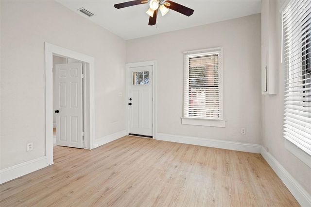 2113 W CHERRY STREET, Tampa, FL 33607